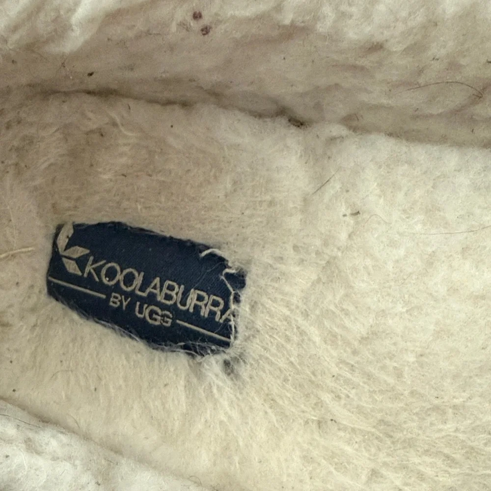 Koolaburra by Ugg Women’s Navy Moccasin Slippers - Picture 3 of 4